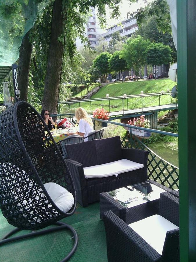 Splav Guest Hause Gusar Hotel Beograd Eksteriør billede