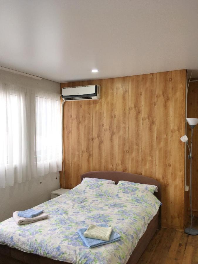 Splav Guest Hause Gusar Hotel Beograd Eksteriør billede
